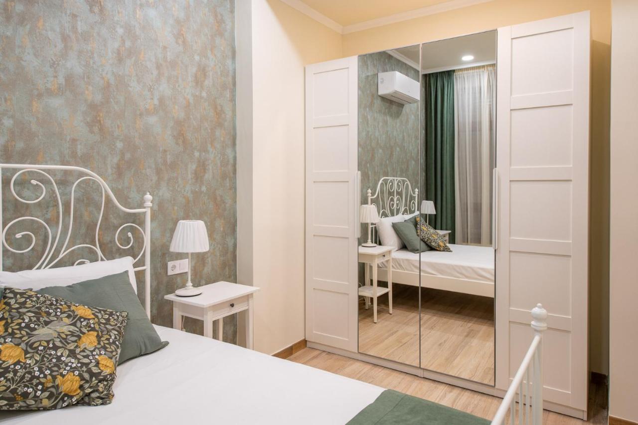Simone Apartments Мадрид Екстер'єр фото